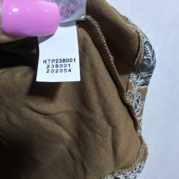 J.Jill Wearever V-neck Ballet-sleeve Top Vicuna Artistic Vine Travel  Size L - Picture 8 of 11